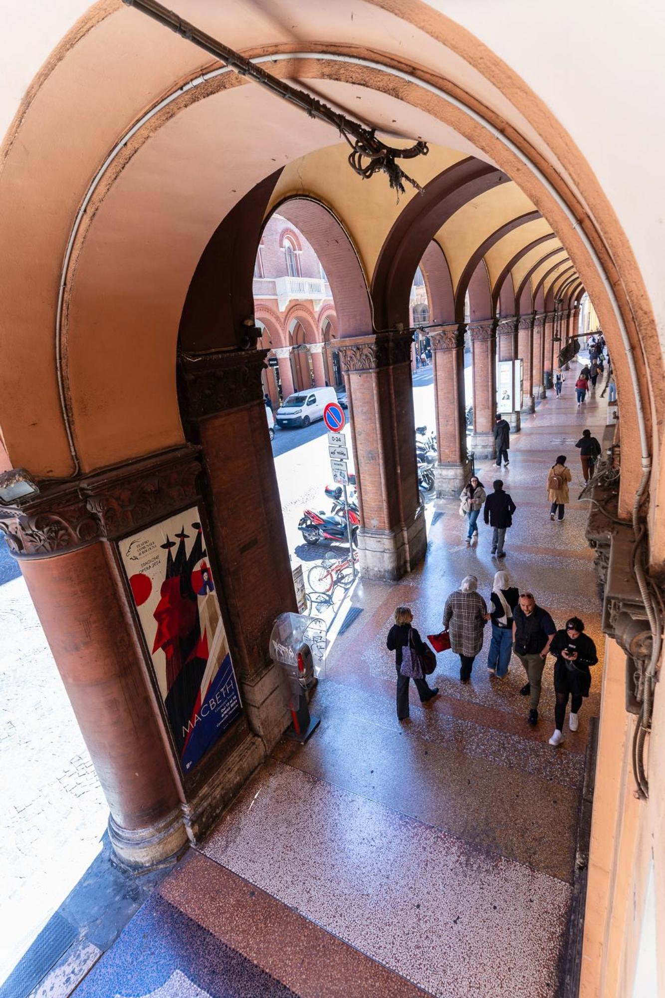 Matildeland Appartamento Centro Storico - Via Indipendenza Bologna Buitenkant foto